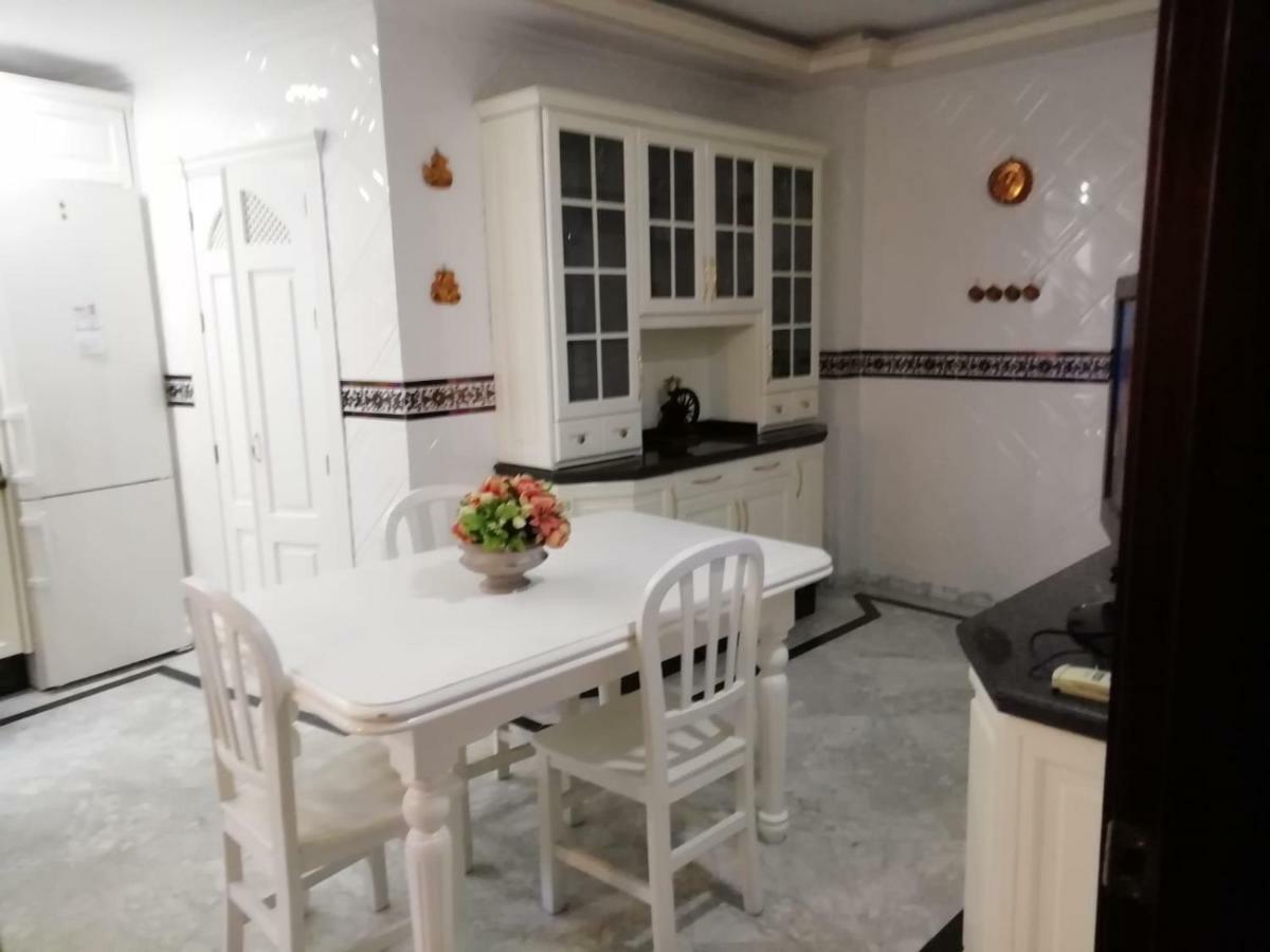 Wish Suite Central De Sevilla Zewnętrze zdjęcie