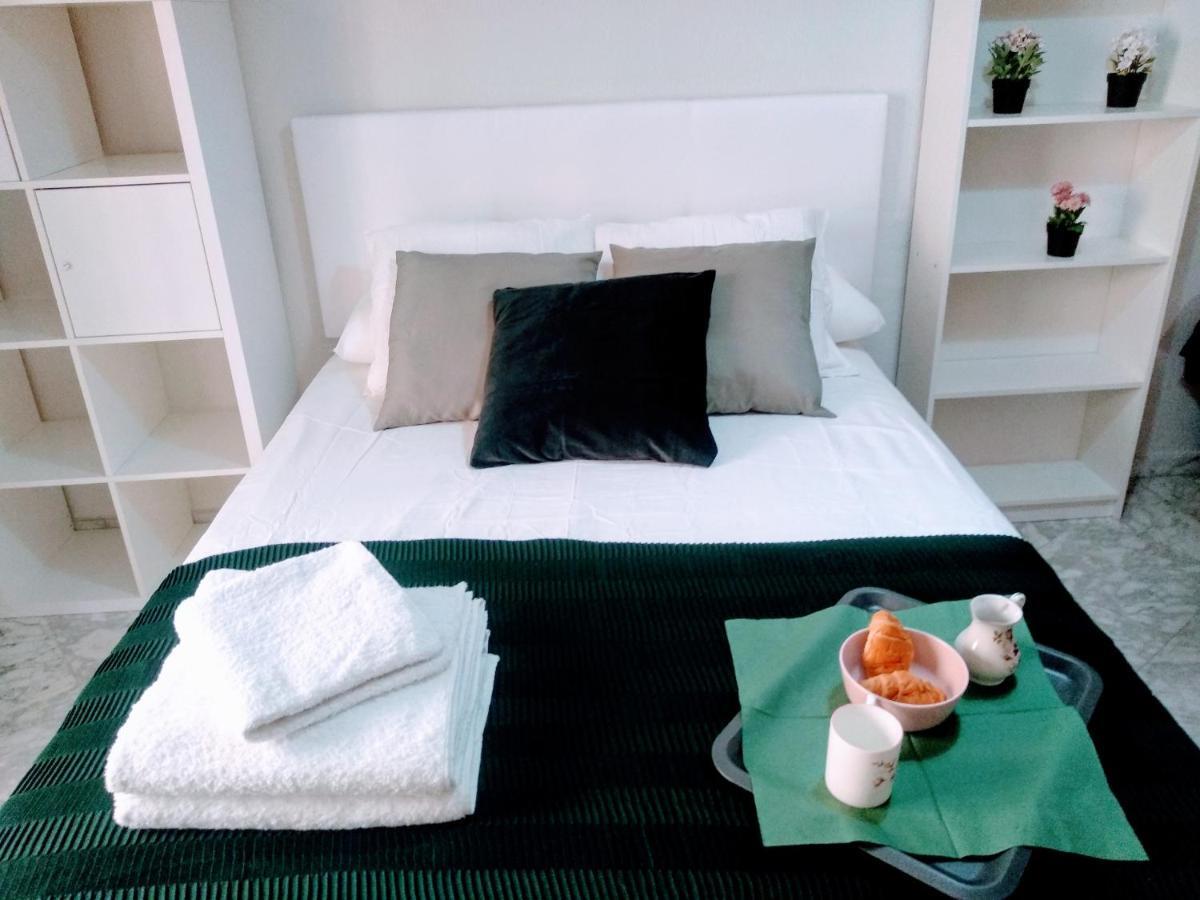 Wish Suite Central De Sevilla Zewnętrze zdjęcie